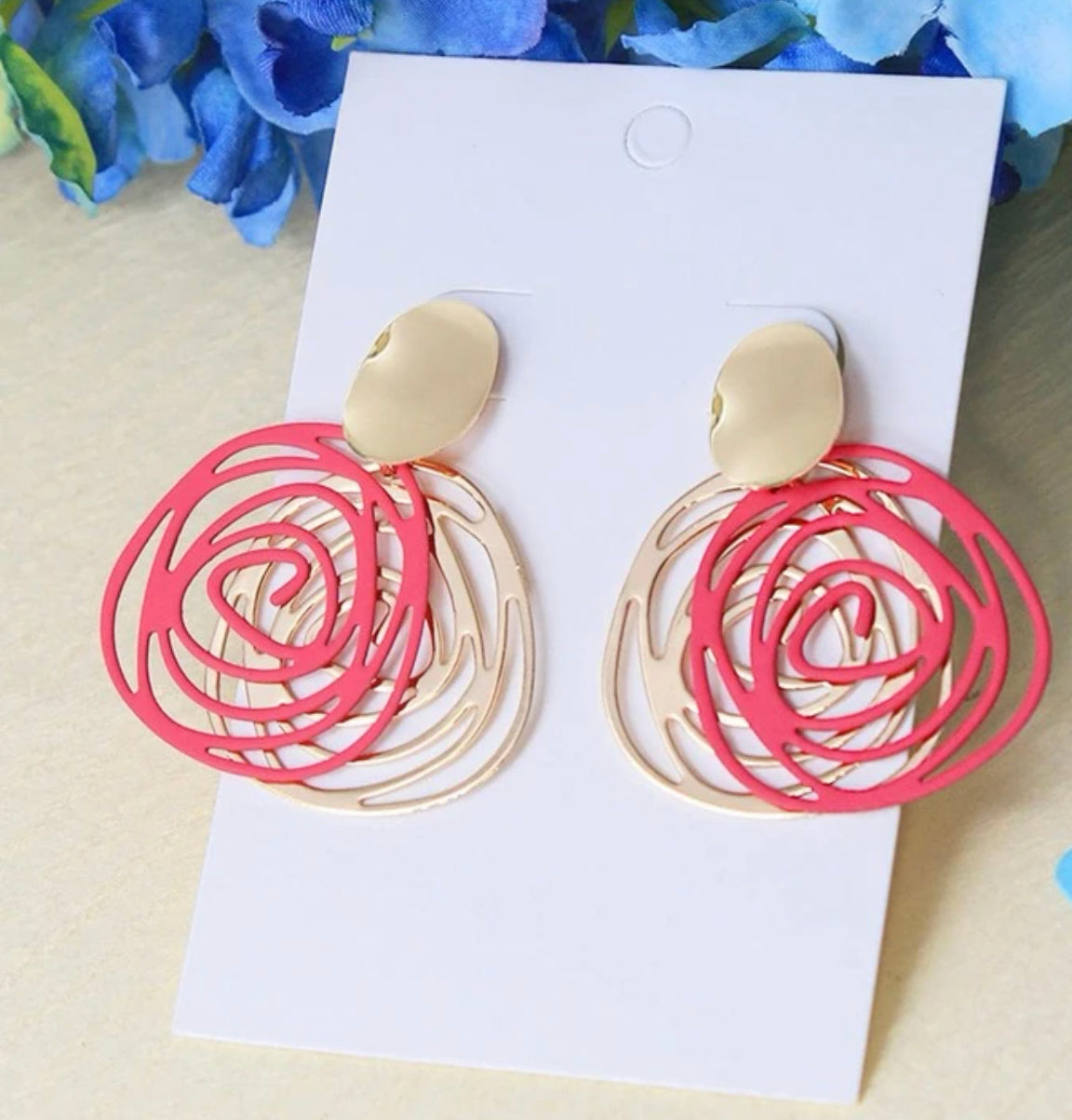 Swirl drop earrings/ Coral
