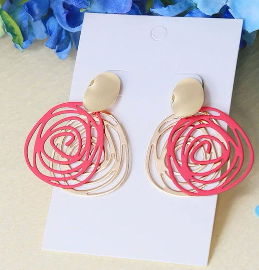 Swirl drop earrings/ Coral