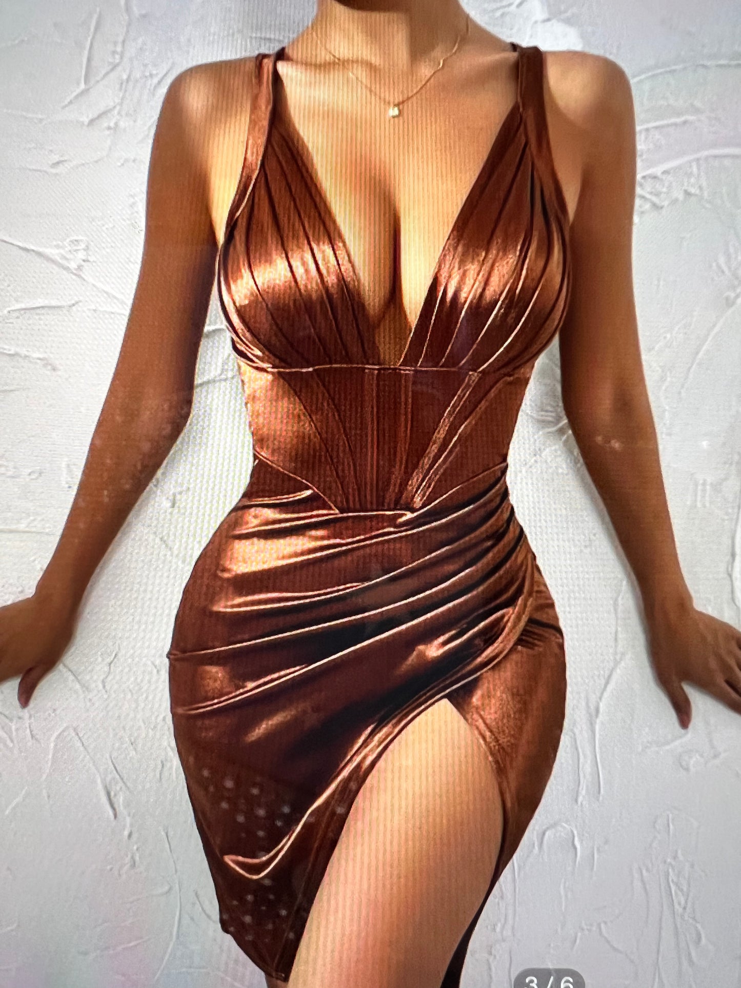 Crisscross BacklessbMermaid Hem Sequin Formal dress/ Burgandy